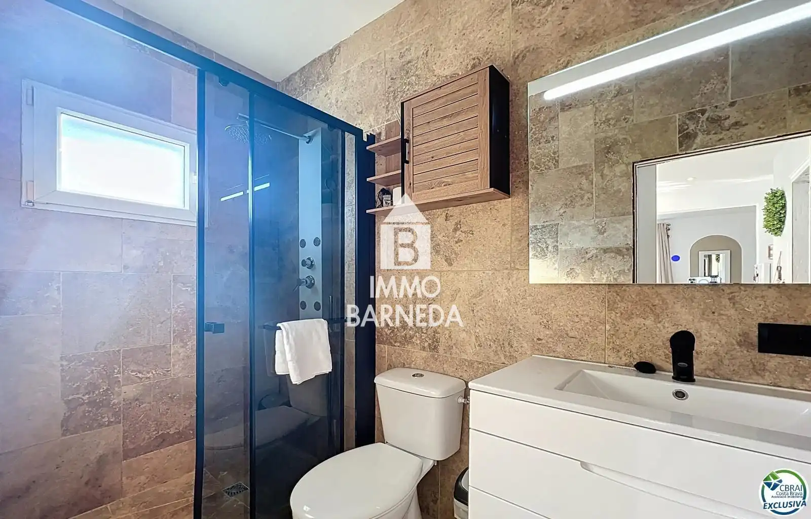 Baño de Casa o chalet en venta en Empuriabrava con Aire acondicionado, Calefacción y Terraza