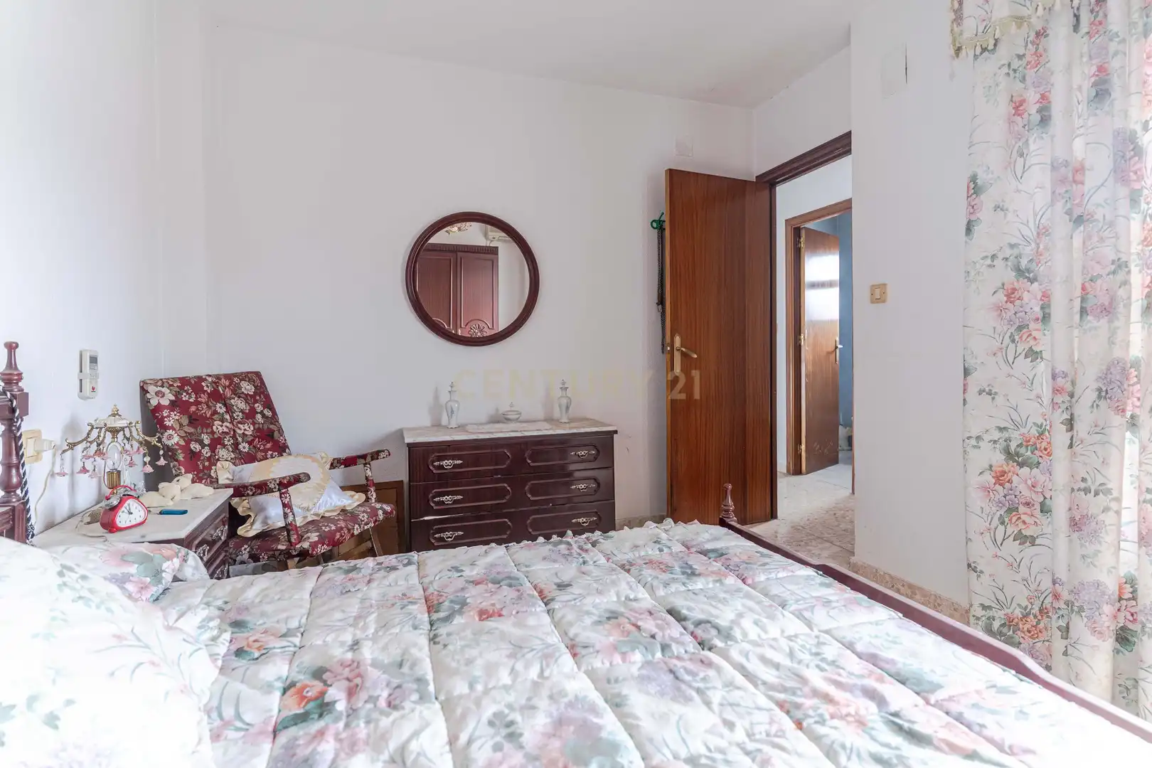 Habitación de Casa adosada en venta en Íllora