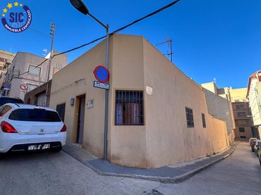 Casa in vendita a DR FERRAN 8