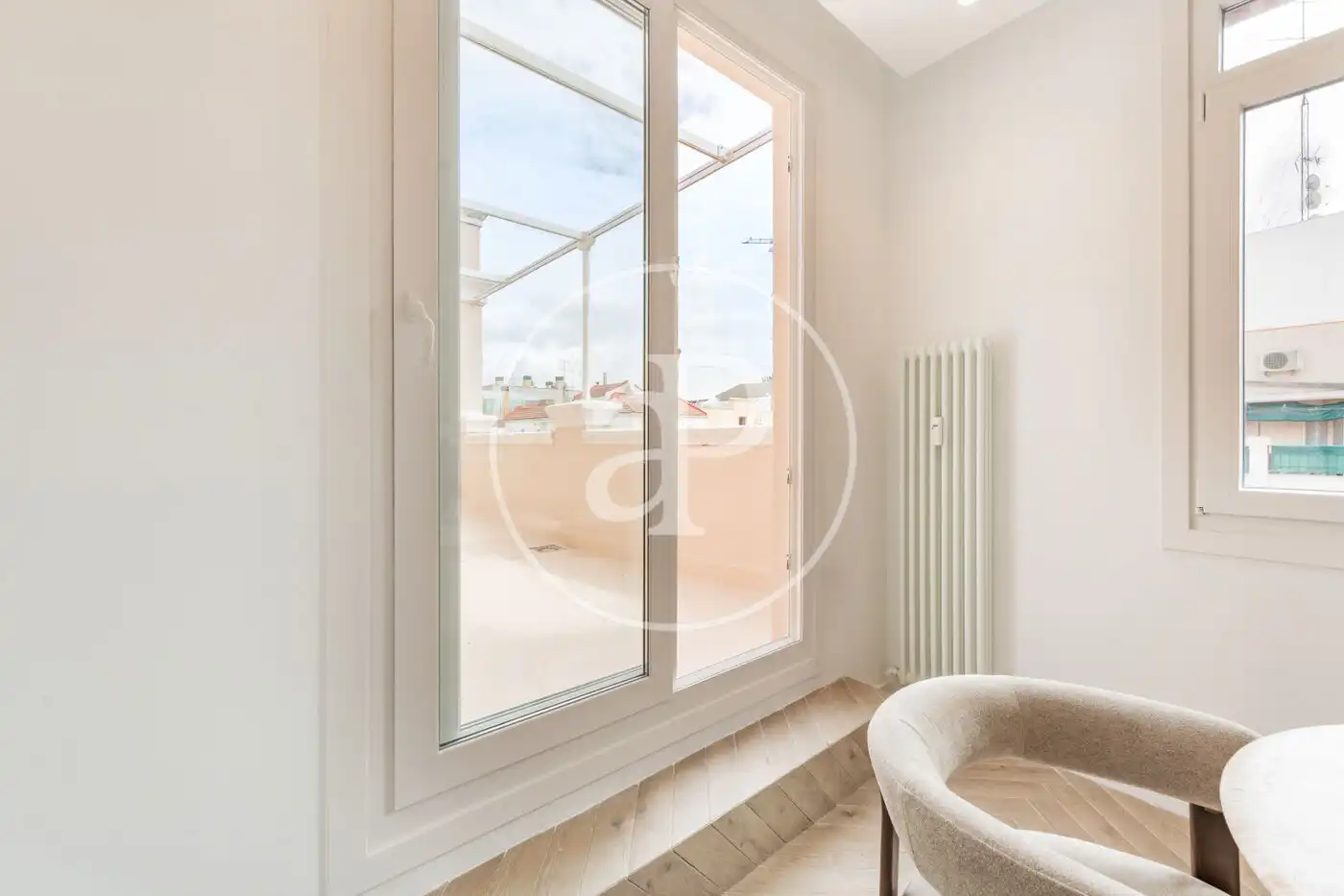 Balcony of Flat for sale in Madrid  with Air Conditioner, Heating and Terrace