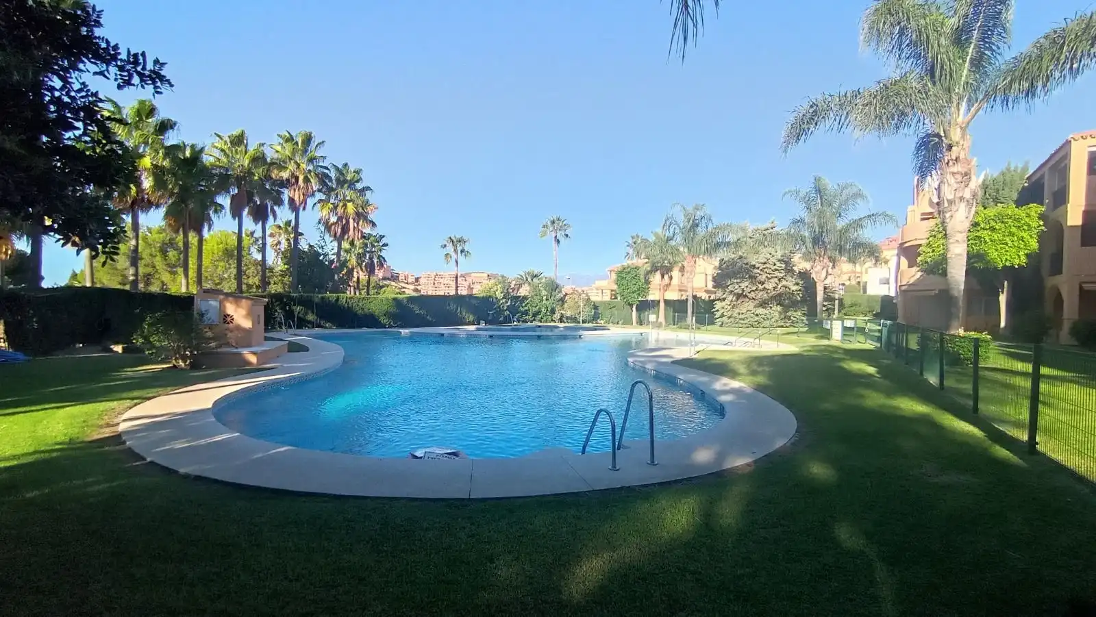 Àtic amb piscina en venda a Calahonda, imagen 53