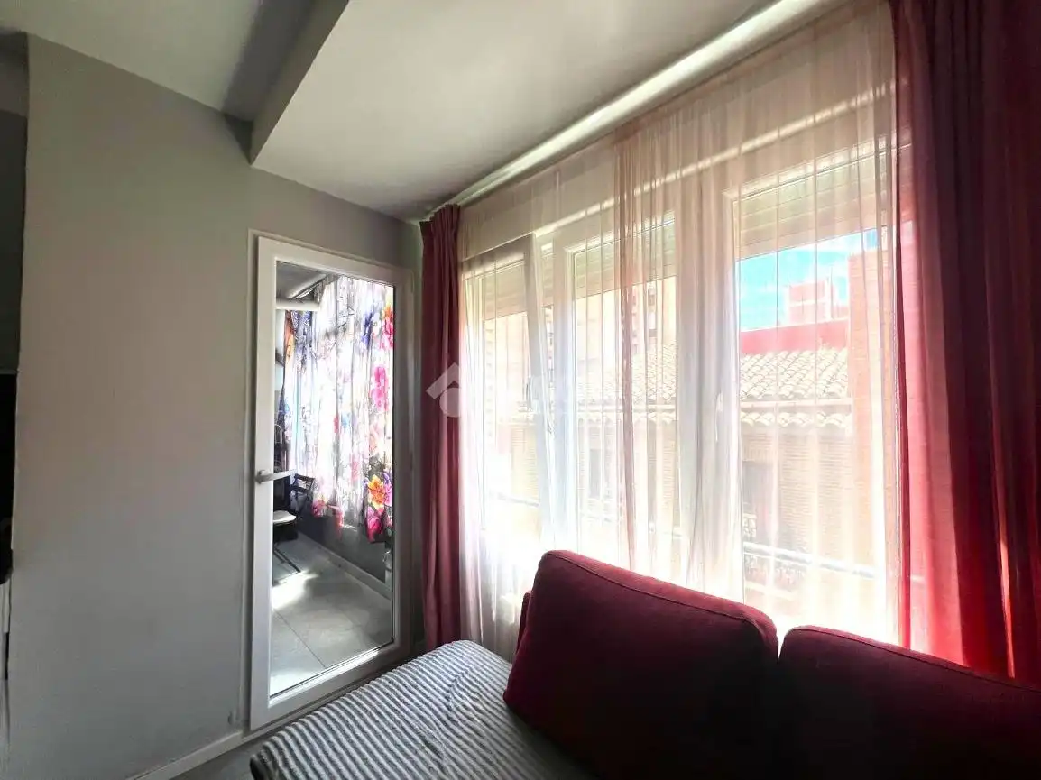 Bedroom of Flat for sale in Zaragoza  with Air Conditioner, Heating and Terrace