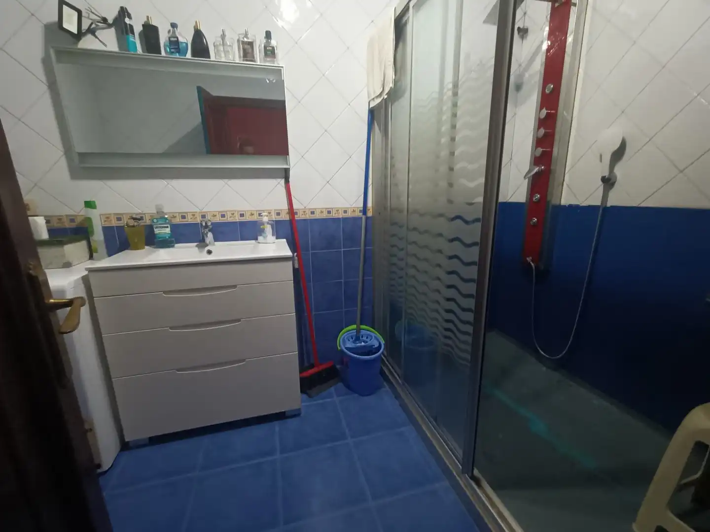 Bany de Pis en venda en Redondela amb Moblat