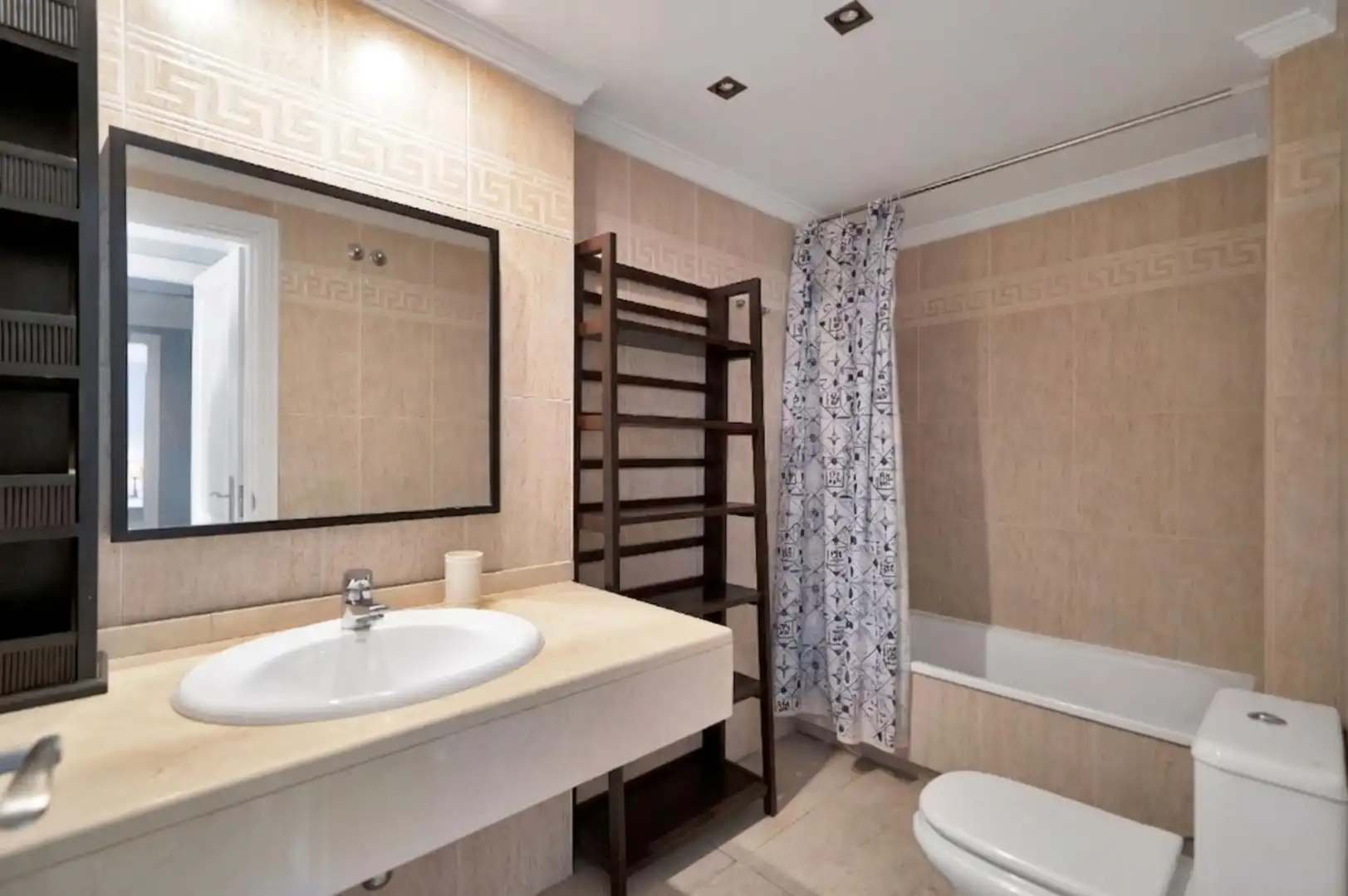 Bathroom of Attic for sale in Marbella  with Private garden and Community pool