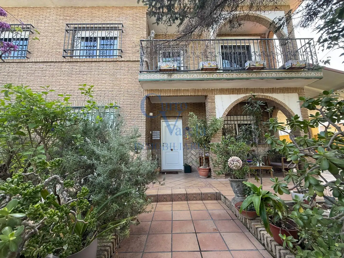 Vista exterior de Casa o chalet en venta en Montequinto con Aire acondicionado, Calefacción y Jardín privado