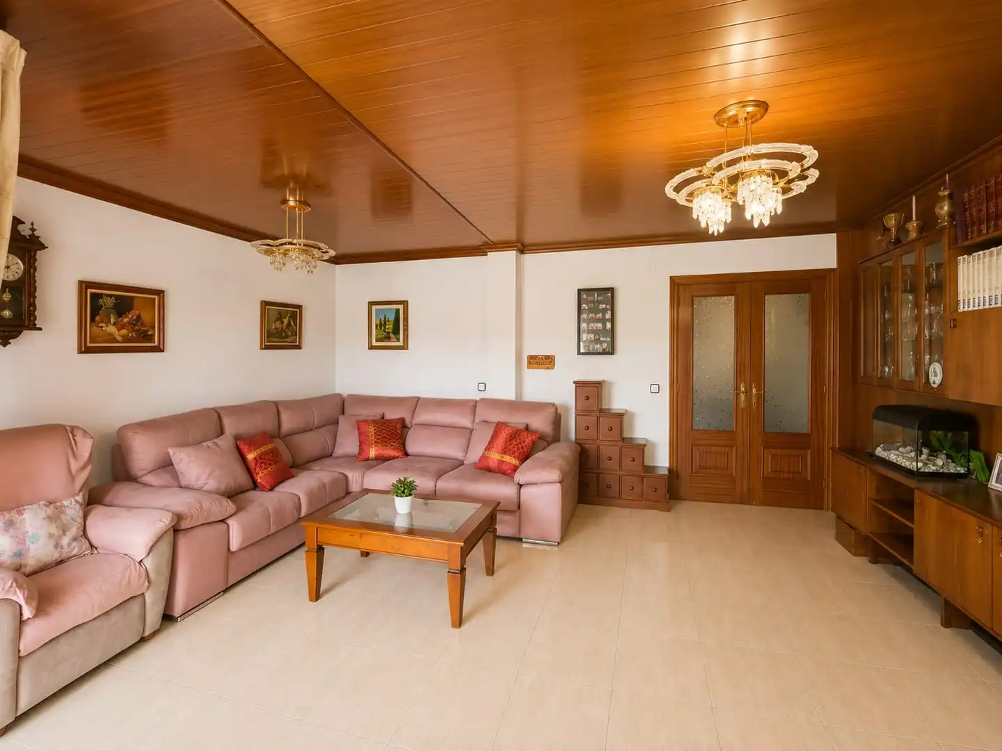 Living room of Flat for sale in Parla  with Air Conditioner, Heating and Terrace