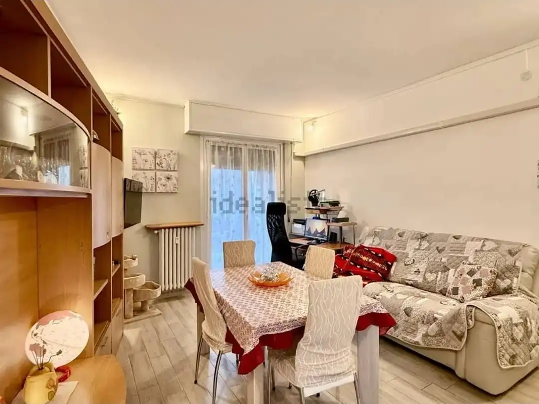 Ground floor for sale in Covadonga