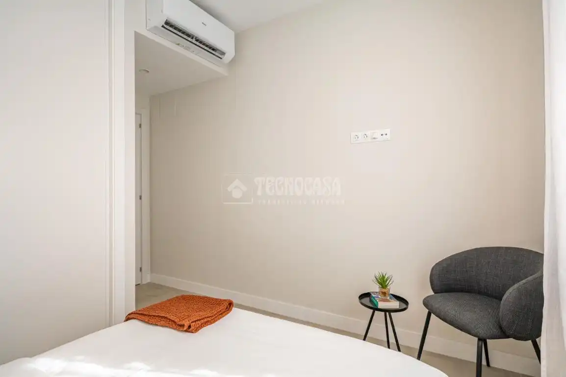 Habitación de Piso en venta en Madrid con Aire acondicionado y Amueblado