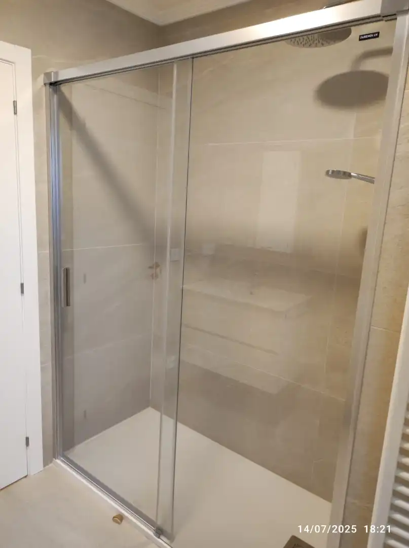 Bany de Pis de lloguer en Caldas de Reis amb Calefacció, Parquet i Terrassa
