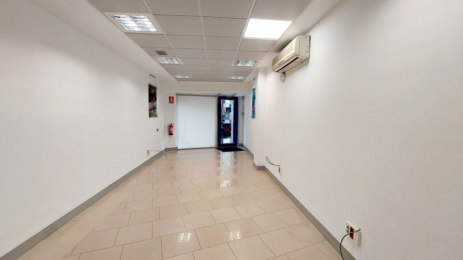 Local de alquiler en Avinguda de Josep Tarradellas, Barri de les Corts, Les Corts