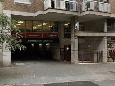 Individuale in vendita a Carrer de València 511