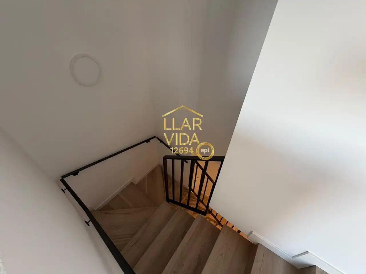Maisonette zur Miete in Lleida mit Klimaanlage und Terrasse