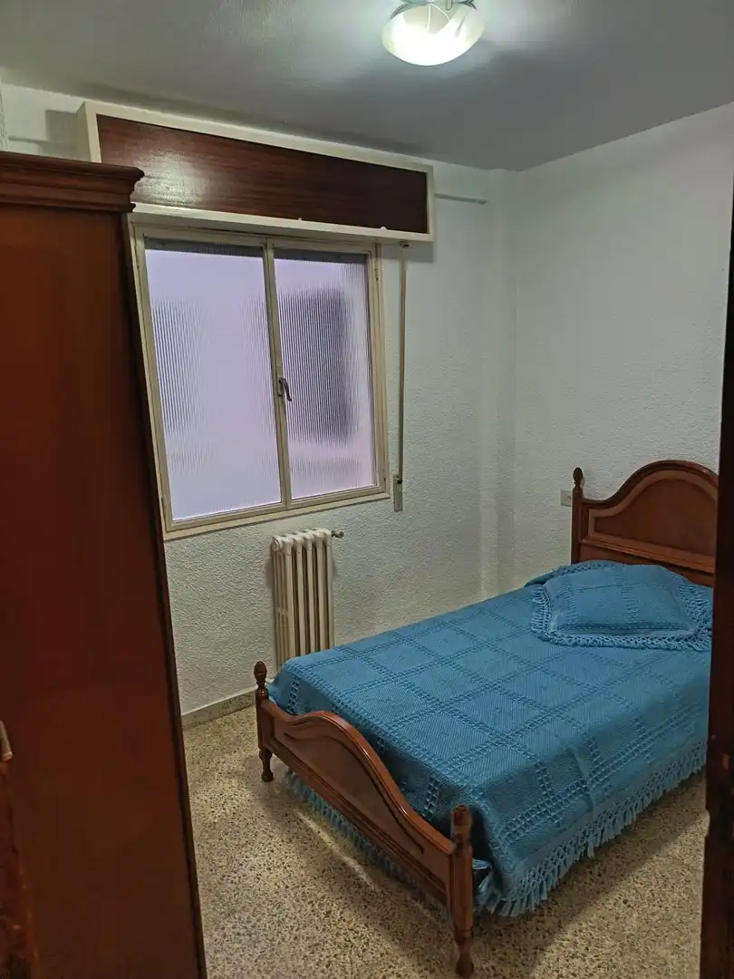 Bedroom of Flat for rent in Granada