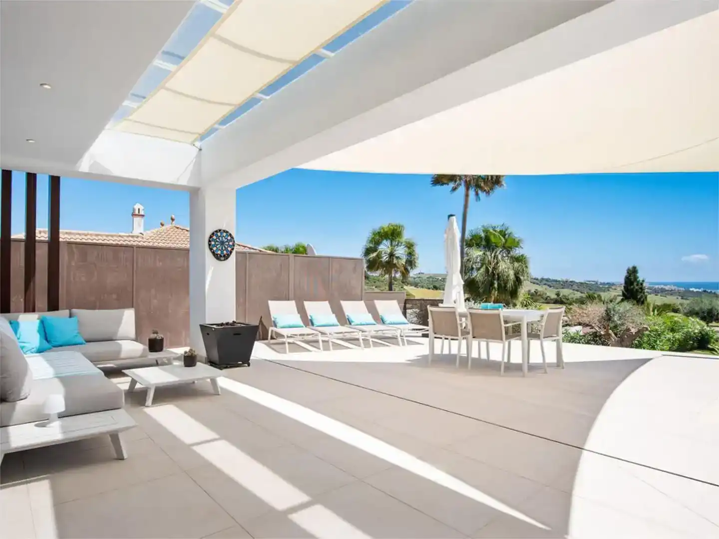 Terrassa de Casa adosada de lloguer en Estepona amb Aire condicionat, Jardí privat i Parquet