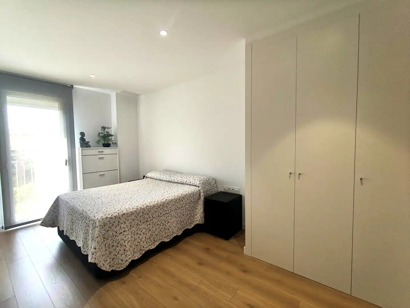 Bedroom of Flat for sale in Abrera  with Air Conditioner, Heating and Parquet flooring