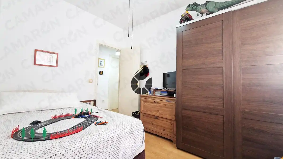 Habitación de Casa adosada en venta en Palomares del Río con Aire acondicionado y Parquet