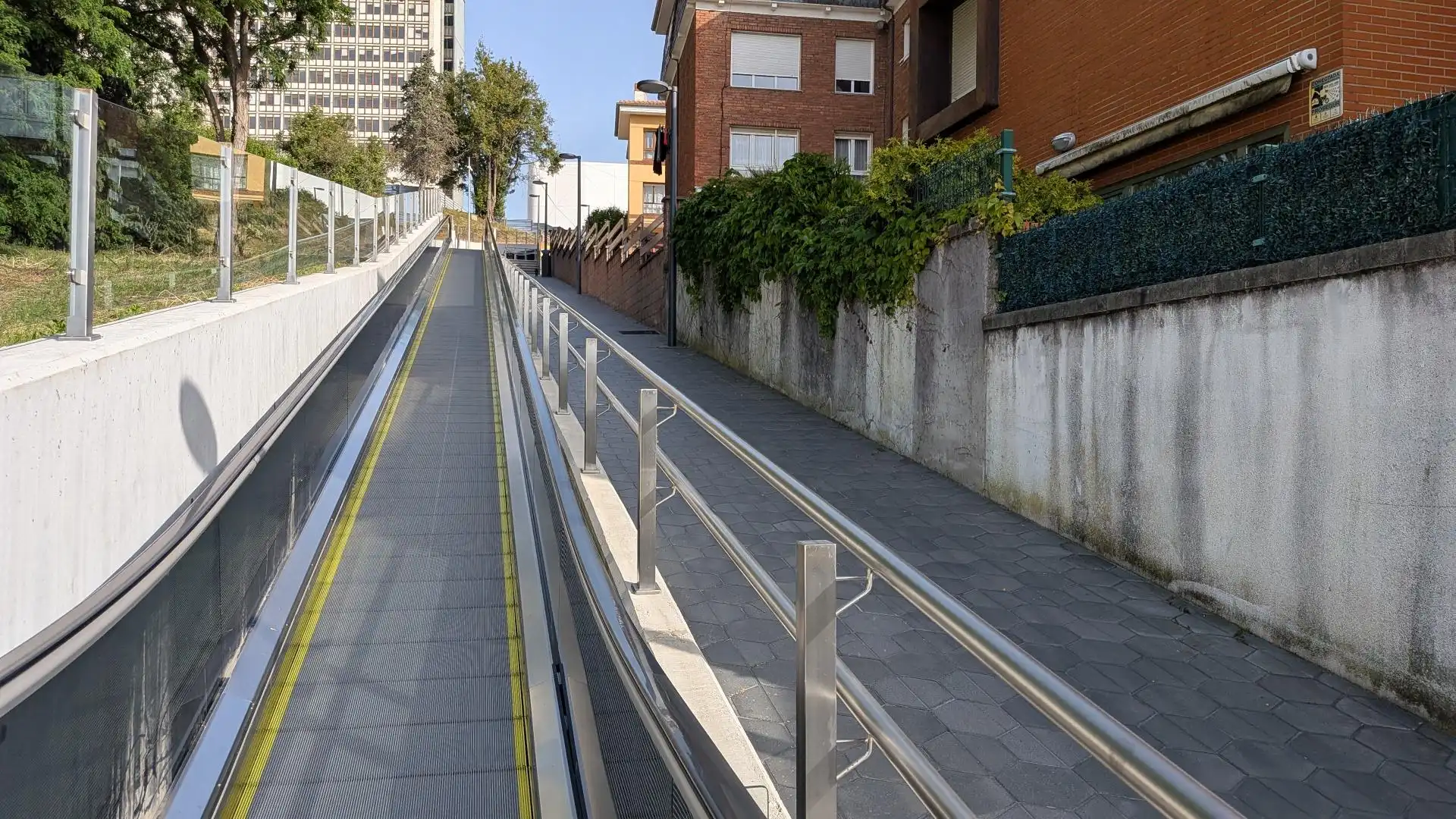 Außenansicht von Wohnung zur Miete in Santander mit Heizung, Terrasse und Möbliert