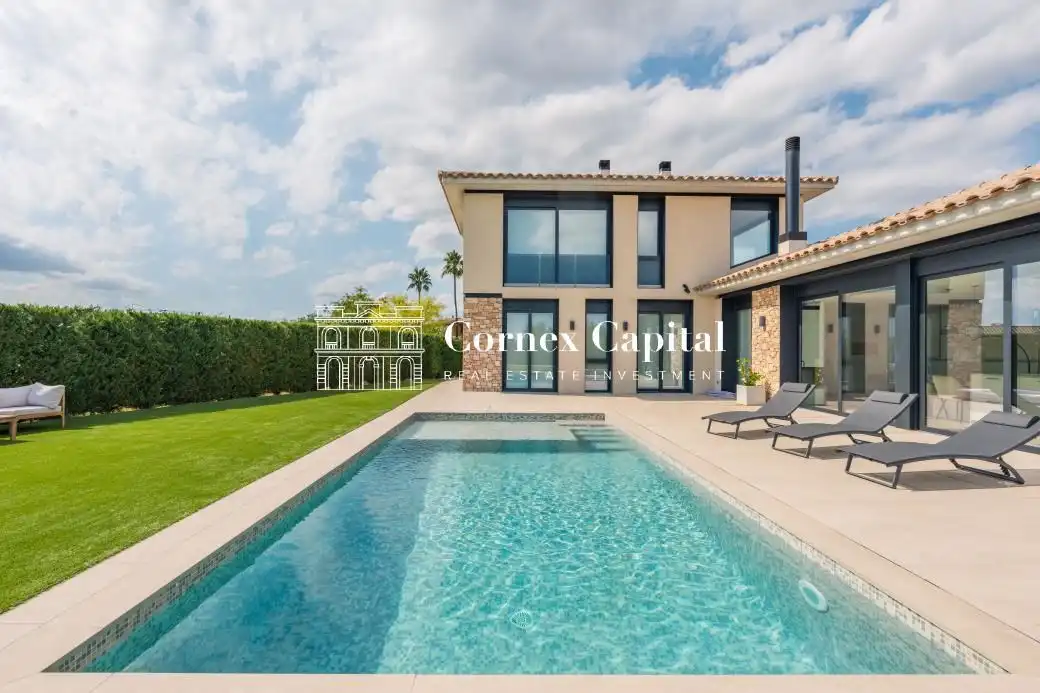 Casa con piscina in vendita a MAS FRIGOL, imagen 3