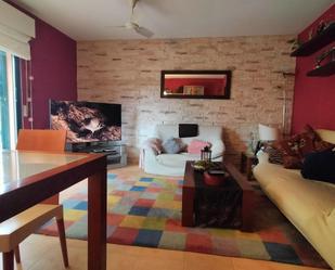 Living room of Single-family semi-detached for sale in Morales del Vino  with Terrace and Balcony