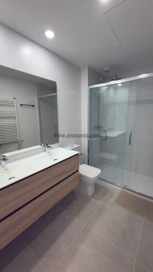 Appartement compact avec piscine à louer à Carlos Cano 16, imagen 13