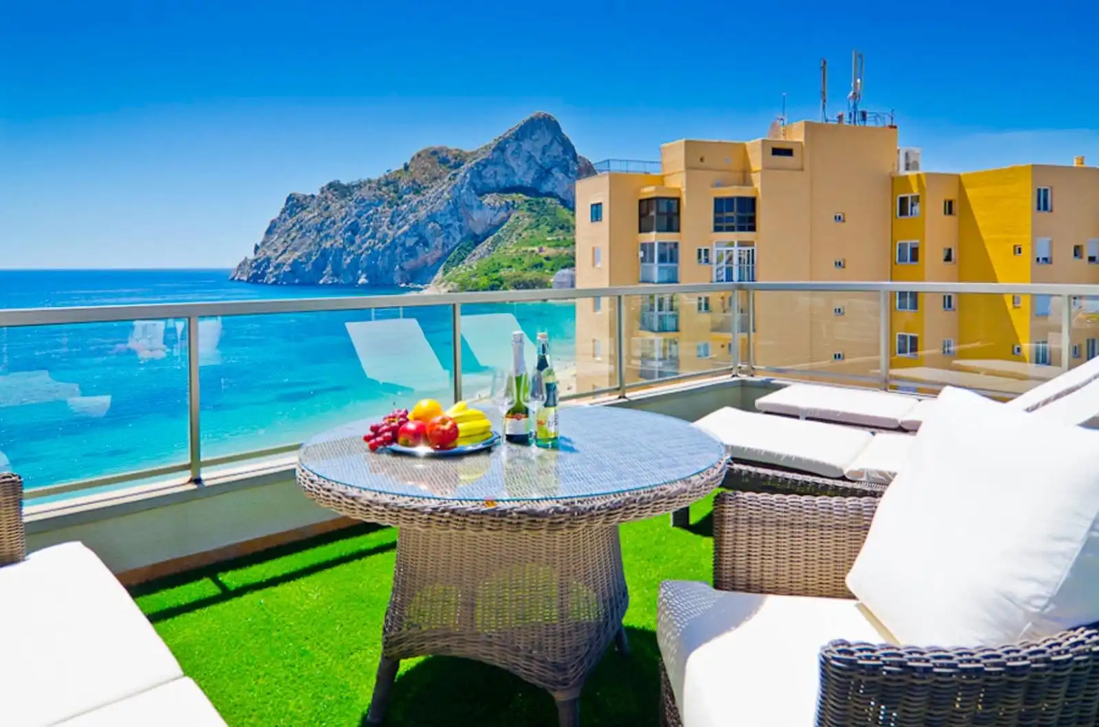 Terrace of Attic for sale in Calpe / Calp  with Air Conditioner, Terrace and Furnished