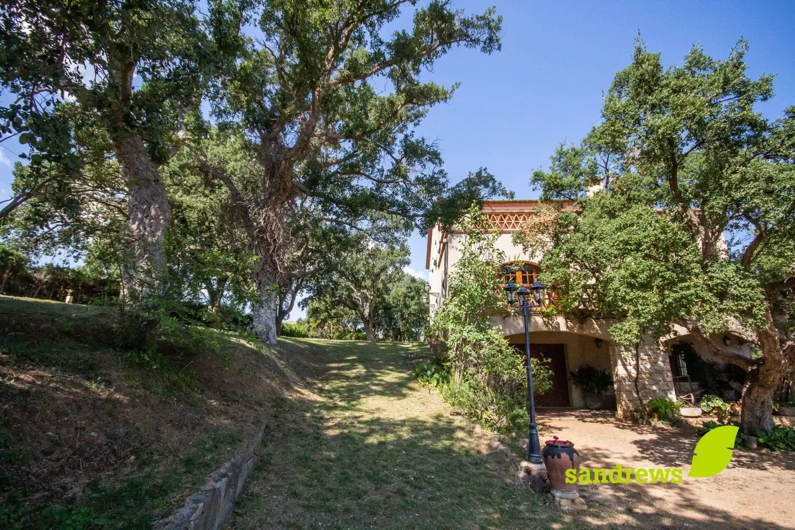 Jardí de Casa o xalet en venda en Darnius amb Calefacció, Jardí privat i Terrassa
