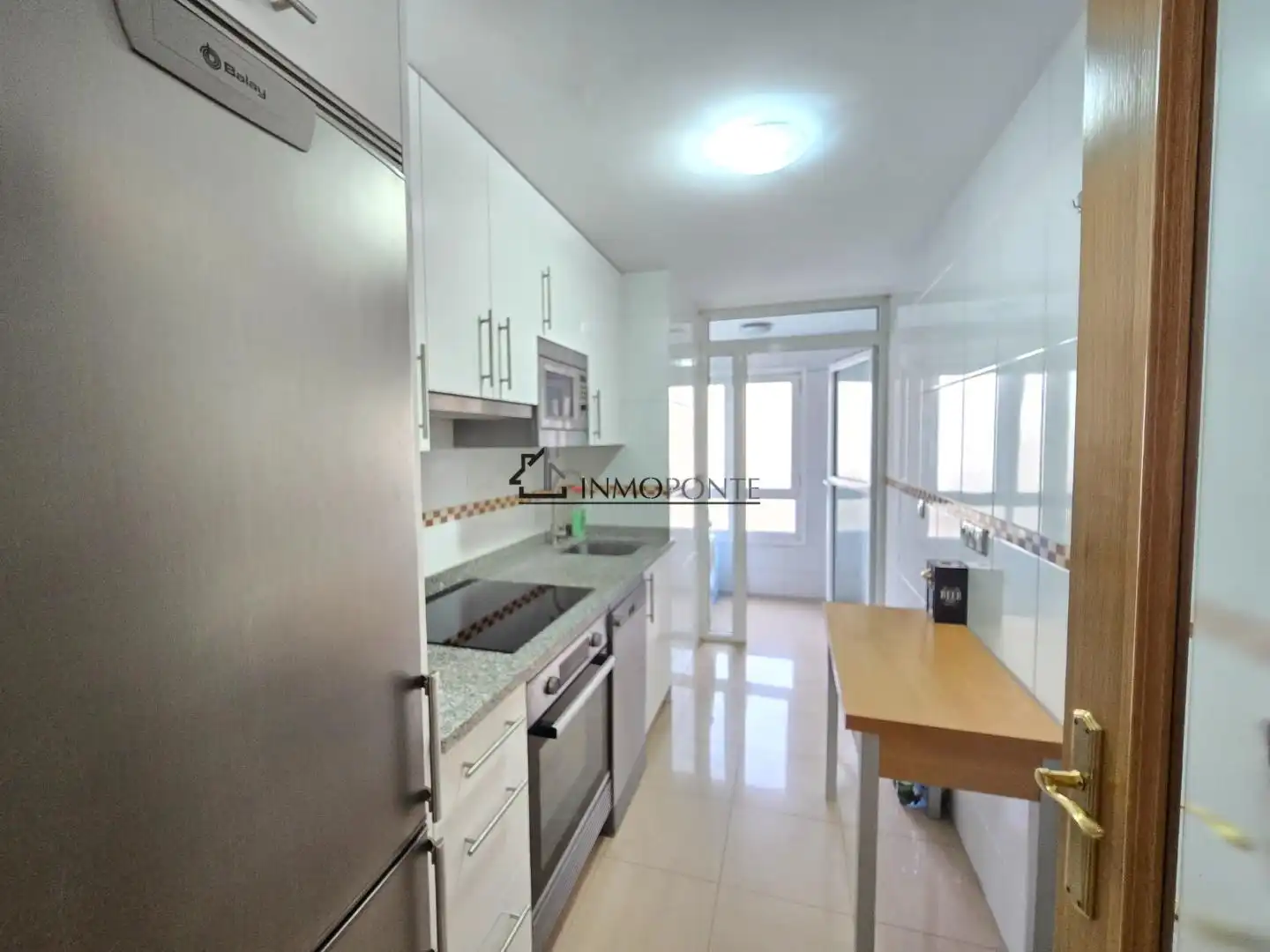 Wohnung zur Miete in San Salvador - Caeira