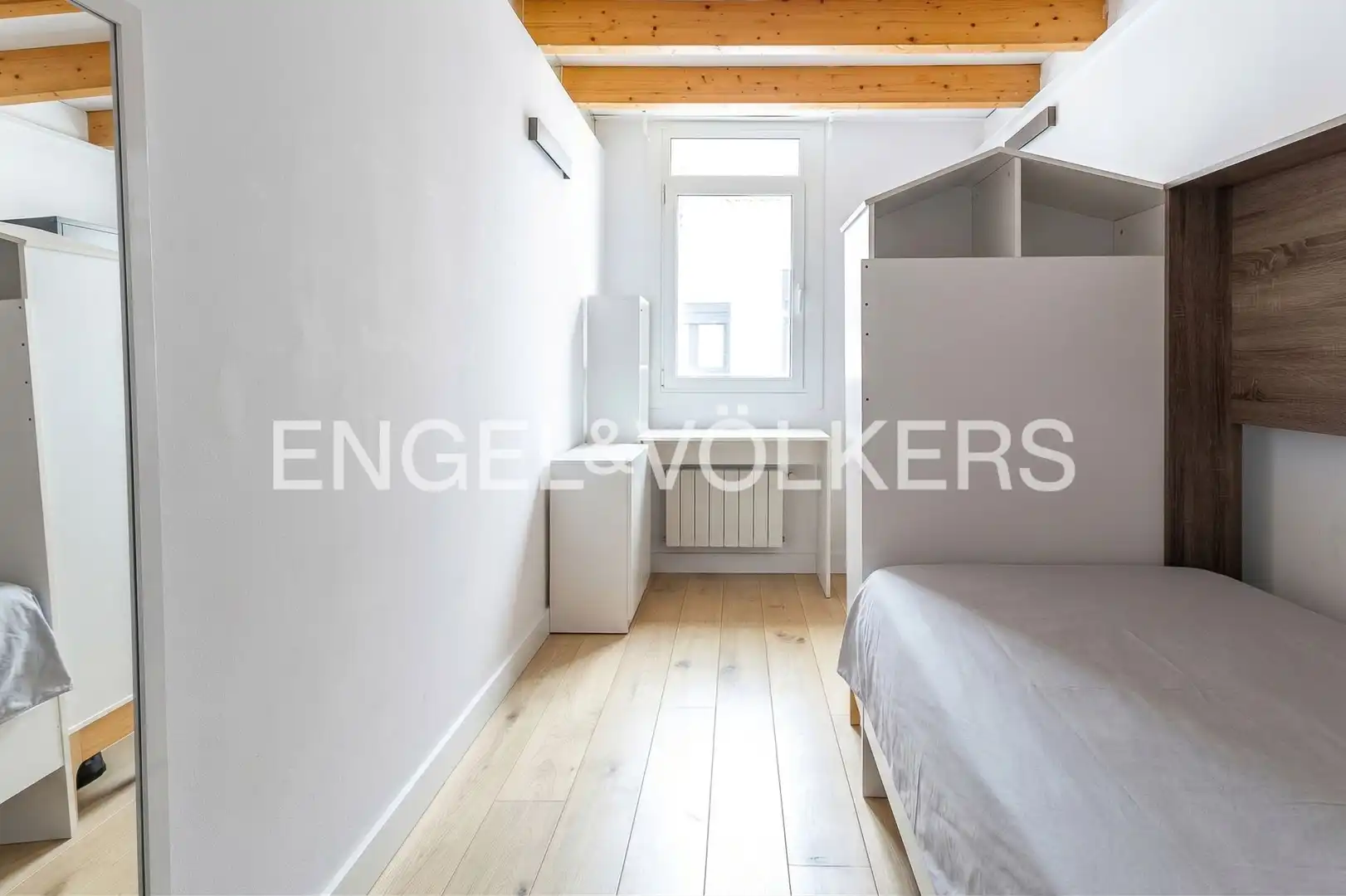 Habitación de Casa o chalet en venta en Badalona con Aire acondicionado, Calefacción y Jardín privado