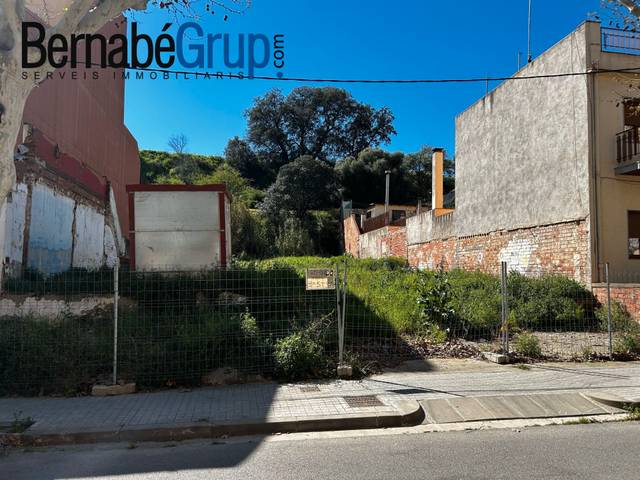 Terreno residencial en Venta en Avinguda de Canovelles en Canovelles