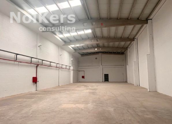 Nave industrial de alquiler en Sant Boi de Llobregat