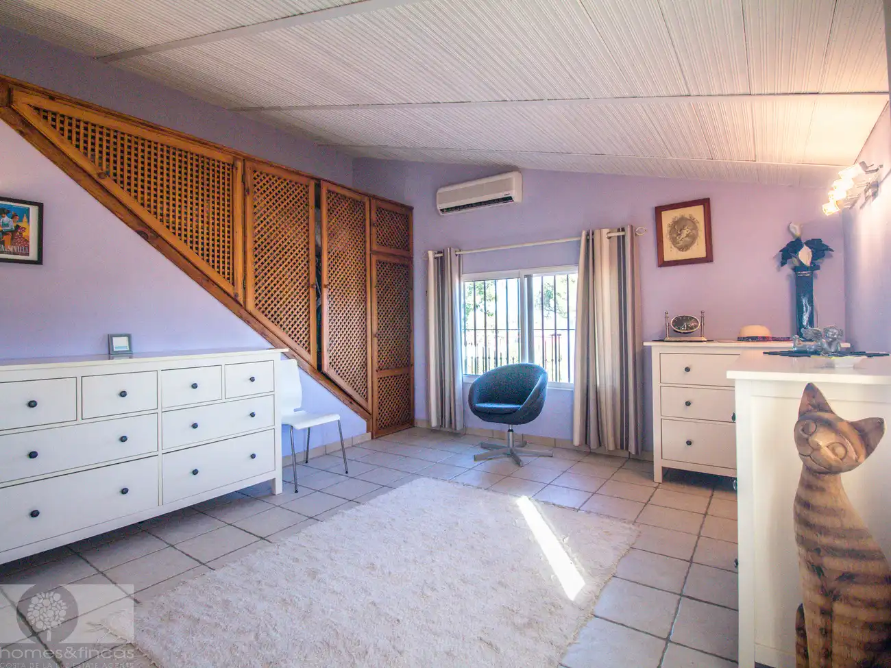 Habitación de Finca rústica en venta en Cartaya con Jardín privado, Piscina y Amueblado