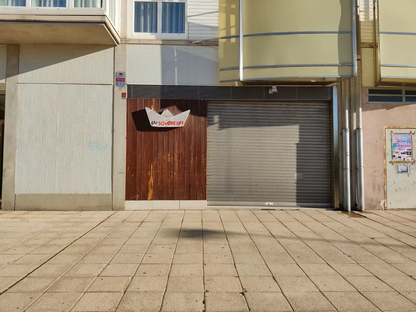 Commercial properties for sale in Burgos  with Air Conditioner