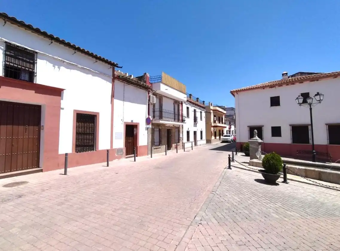 Vista exterior de Piso en venta en Villafranca de Córdoba