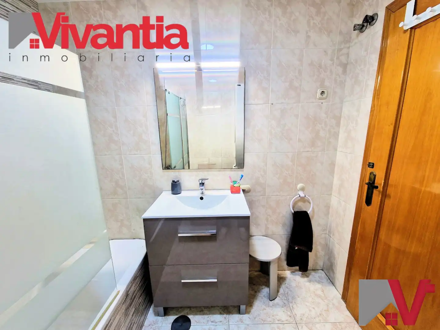 Bathroom of Flat for sale in Lorca  with Air Conditioner, Heating and Terrace