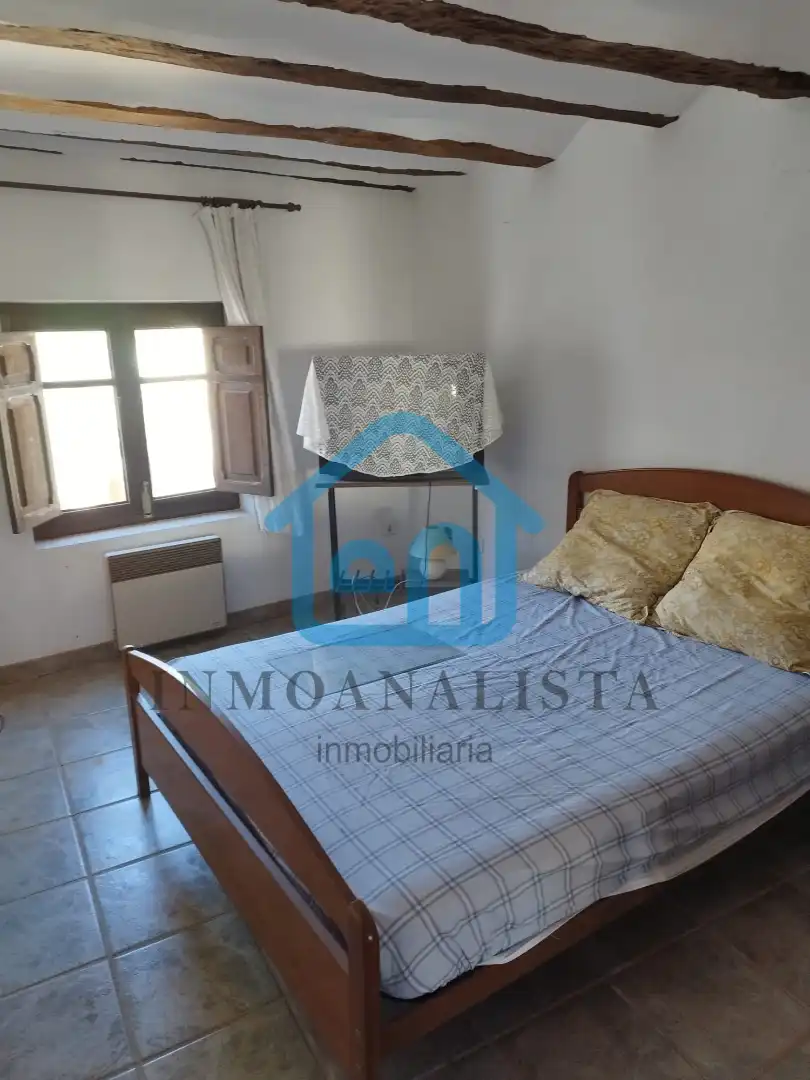 Bedroom of Country homes for sale in Requena  with Heating and Balcony