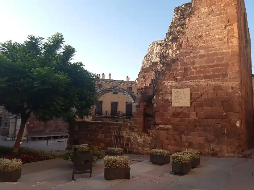 Vista exterior de Casa o xalet en venda en Alcover amb Calefacció, Terrassa i Traster