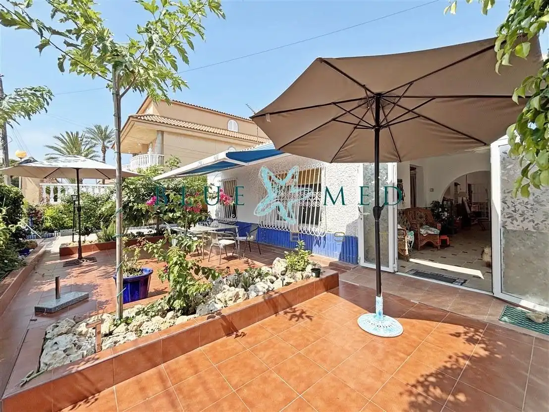 Xalet amb jardí en venda a Calle Calle Islas Canarias, imagen 3