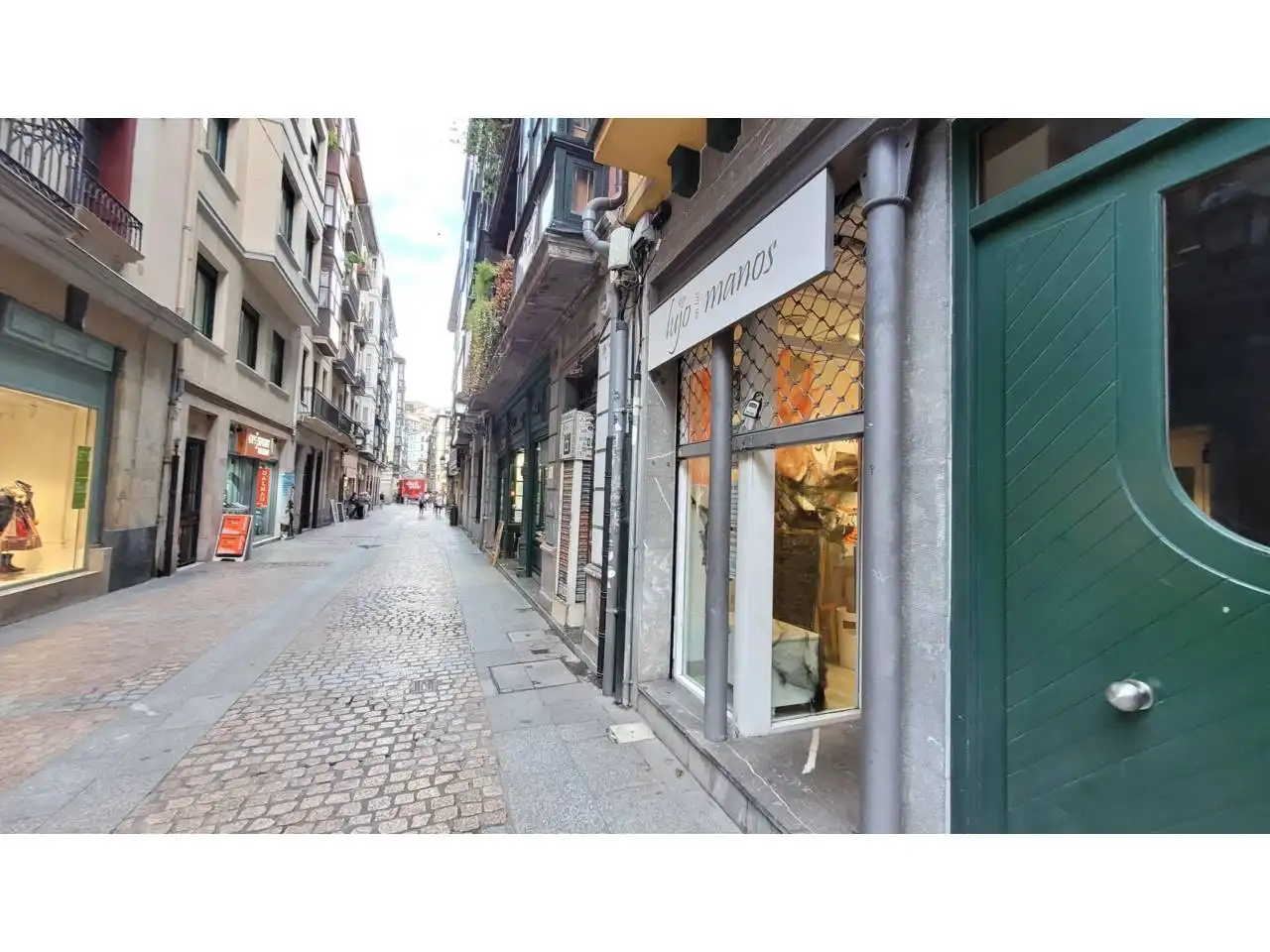Local comercial en venta en Ibaiondo, imagen 2
