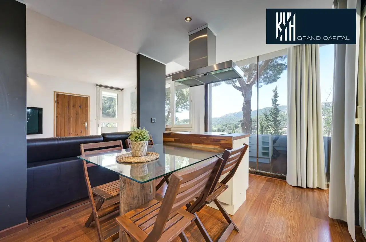 Detached house with pool for sale in Carrer Carrer Alexandria, imagen 13