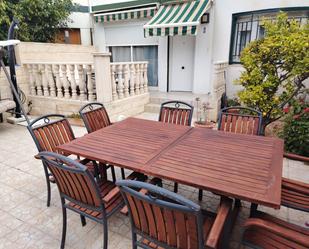 Terrassa de Casa adosada en venda en El Campello amb Aire condicionat, Traster i Piscina comunitària