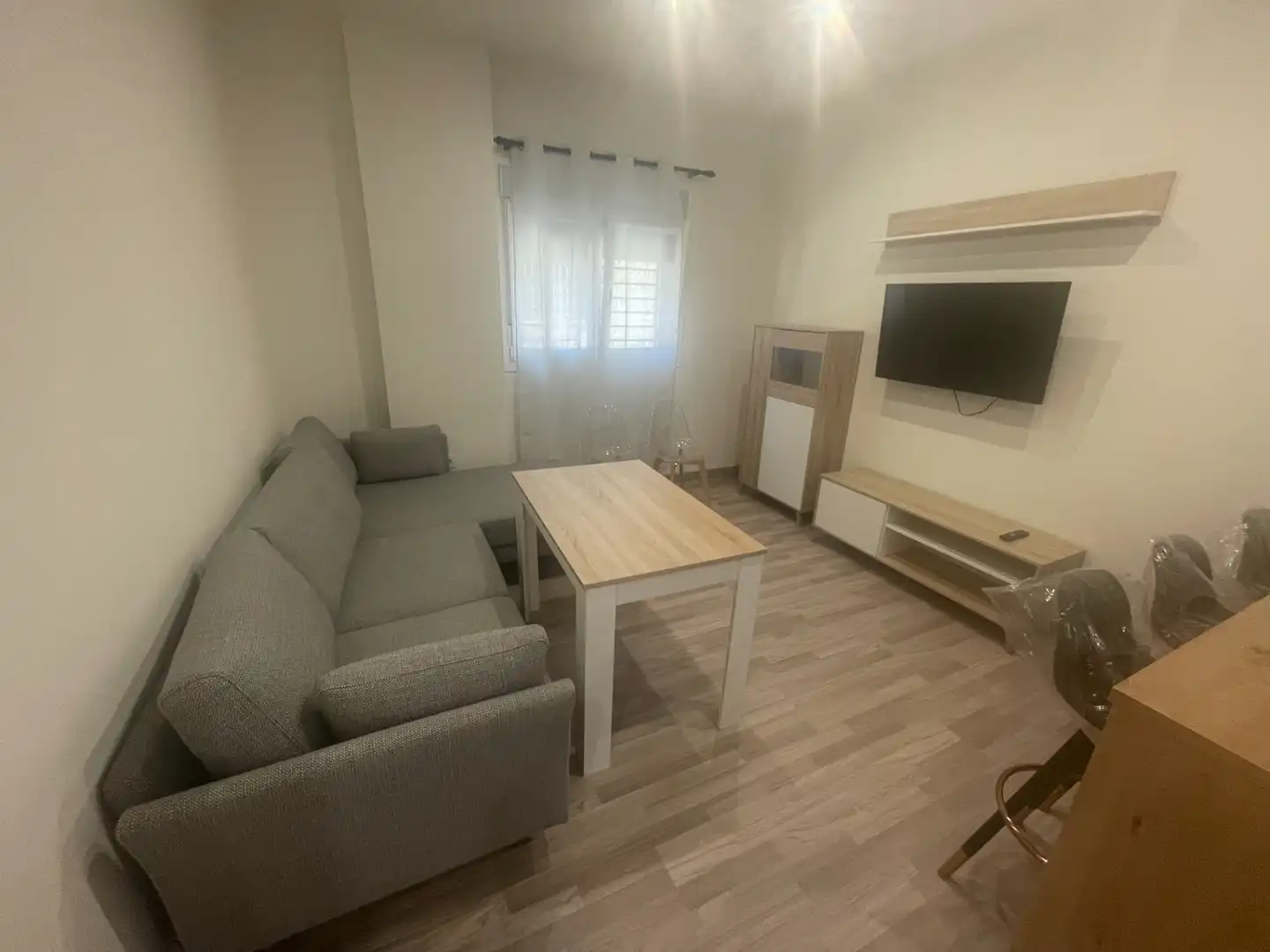Sala de estar de Estudio de alquiler en Maracena con Aire acondicionado, Calefacción y Parquet