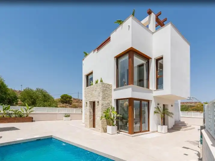 Casa amb terrassa en venda a Las Salinas