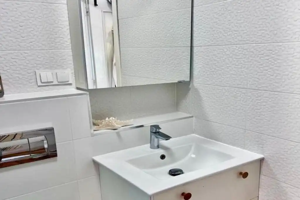 Bathroom of Attic for sale in Torrevieja  with Air Conditioner, Heating and Terrace