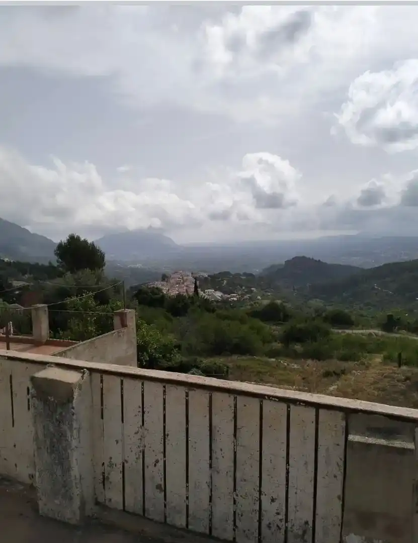 Casa o xalet en venda en La Vall de Laguar amb Aire condicionat