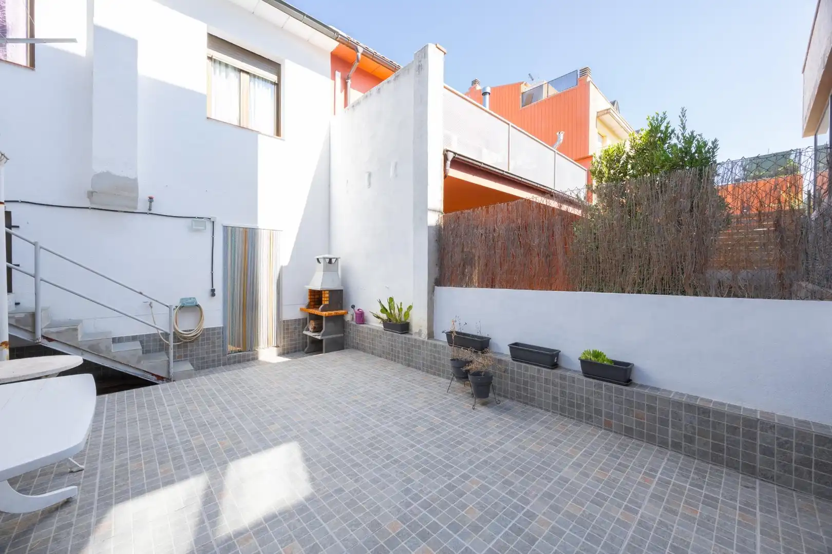 Detached homes for sale in Carrer del Collsacabra, Roda de Ter