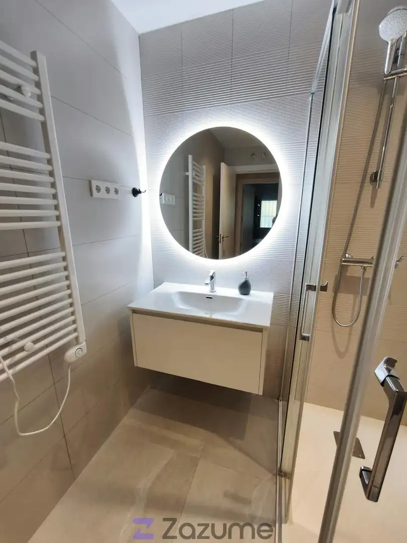 Bathroom of Flat for rent in Torrejón de Ardoz  with Air Conditioner, Heating and Furnished