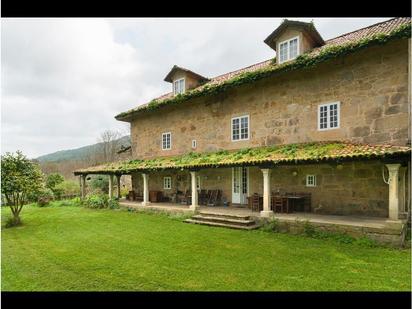 Vista exterior de Finca rústica en venda en Padrón amb Parquet, Terrassa i Traster