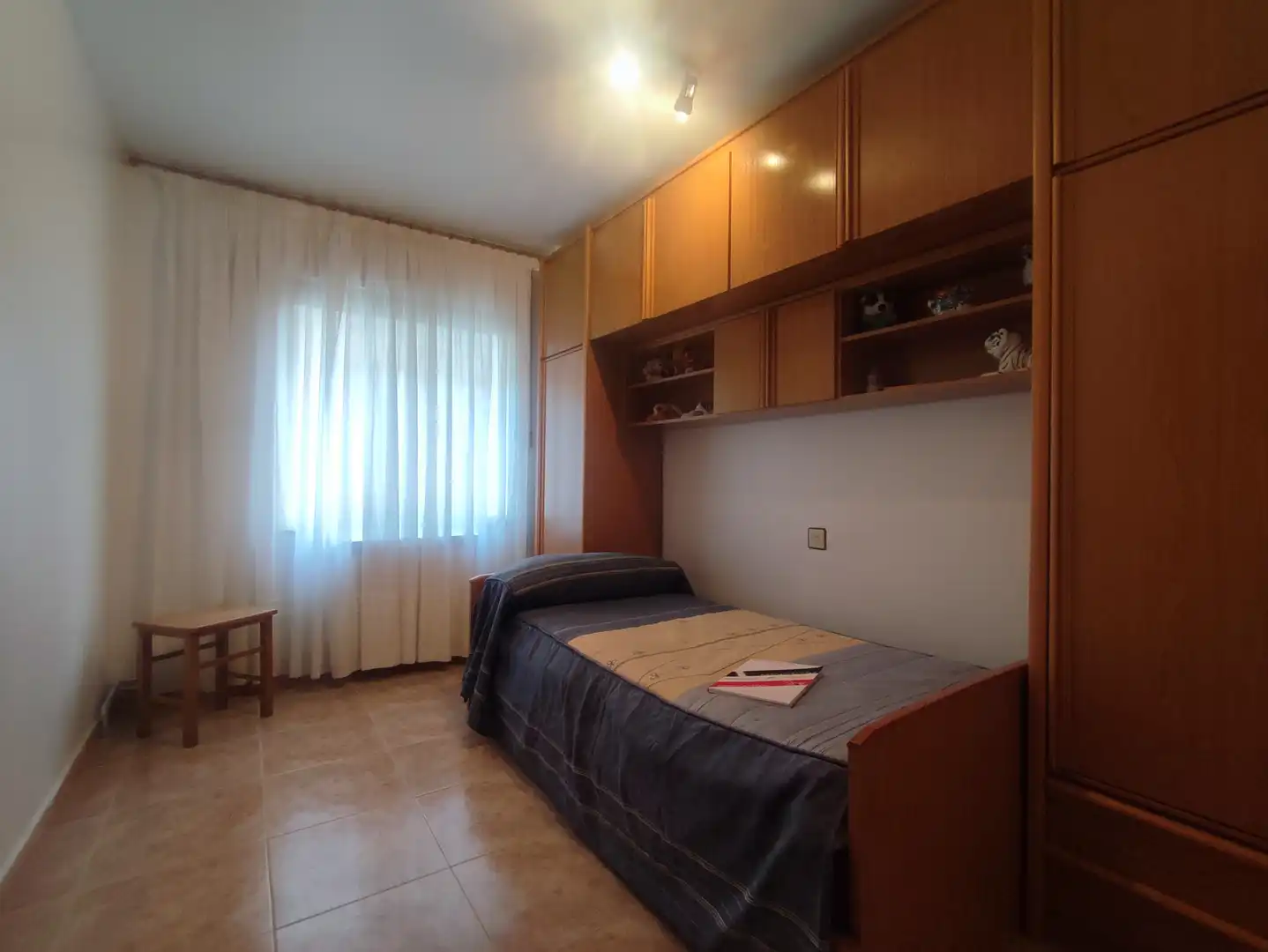 Habitación de Piso en venta en Igea con Amueblado, Lavadora y Microondas