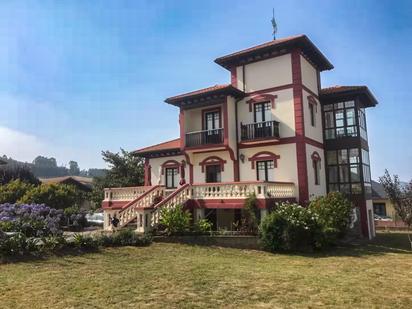 Exterior view of House or chalet for sale in Bárcena de Cicero  with Heating, Private garden and Terrace
