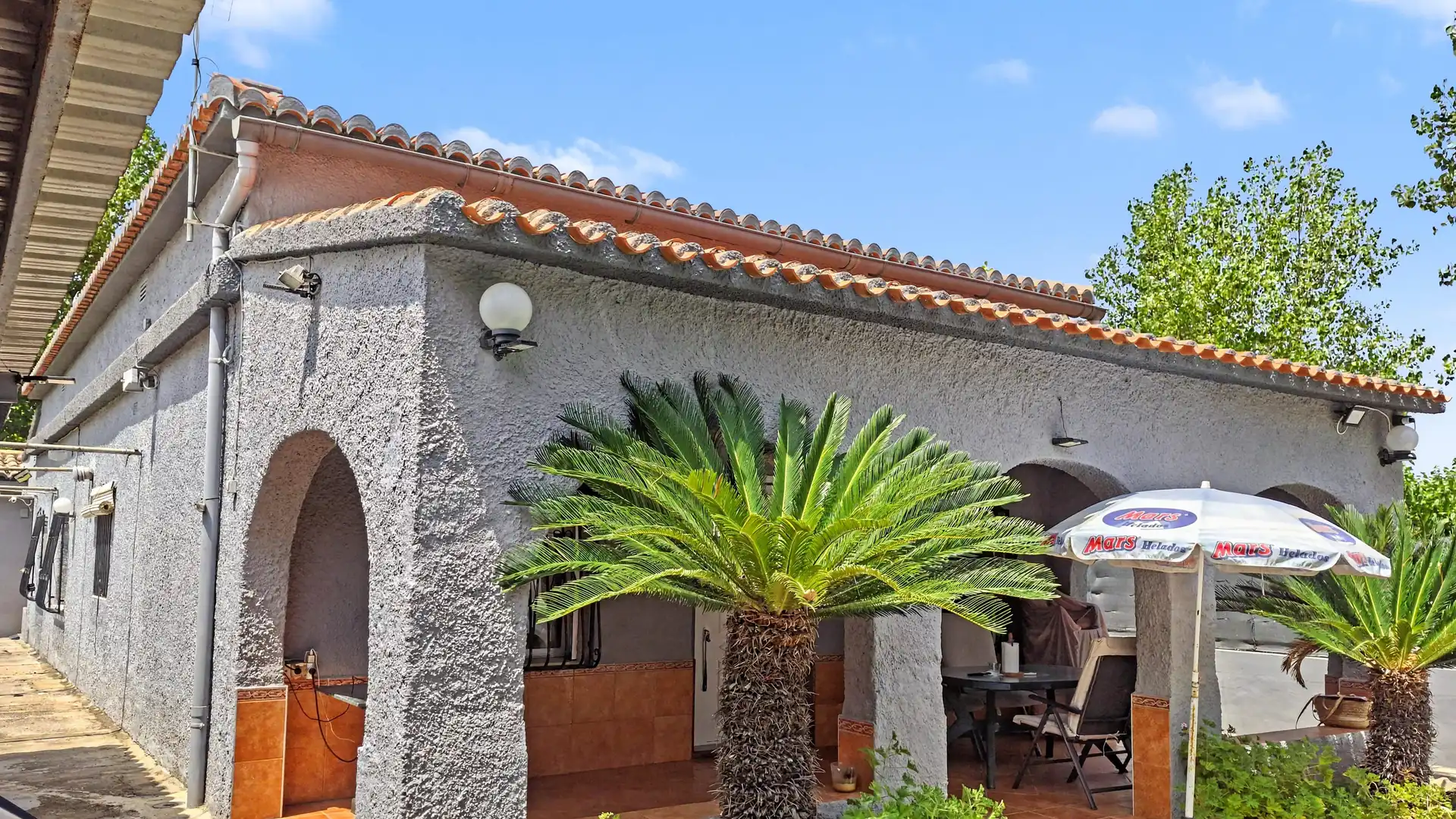 Terrace of Houses for sale in Oliva  with Air Conditioner, Heating and Private garden
